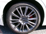 19インチアルミホイール!!格好良くてホイールがあなたの愛車をいっそう輝かせます☆