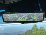 【デジタルインナーミラー】カメラが撮影した車両後方の映像をルームミラー内に表示。クリアな視界で状況の確認が可能です!※ドラレコ機能ご利用には別途SDカードをご用意いただく場合があります。