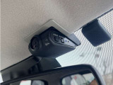 【日産純正 車内撮影用カメラ付きドライブレコーダー装着車】 映像/音声の記録はもちろん、映像再生時に走行軌跡や車速のわかるGPS搭載。事故時の客観的な検証に役立ちます