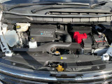 エンジンルームもきれいに清掃してあります♪
