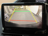 バックガイドモニターで、後方を確認しながら安心して駐車することができます。運転初心者も熟練者も必須の機能ですよ!