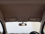 当店は国内10番目の自動車メーカー「光岡自動車」の直営店、ミツオカ車専門の「MITSUOKA東京ショールーム」です。新車だけではなく、厳選した高品質な中古車もご案内をしておりますので、お気軽にお問合せください。