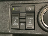 【両側電動スライドドア】リア両側は電動スライドドア!軽い操作で簡単開閉、狭い駐車場など乗り降り快適で強風時も安心です♪