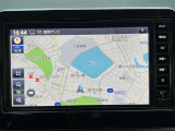 見やすい日産純正ナビゲーションです。