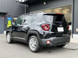 オリジナル4x4ブランドとしての誇りと自信、そして進化の伝統。4x4性能、デザイン、品質。本物とはJeepの全てであり、追い求めるさらなるたかみでもあるのです。