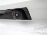 バックカメラが付いているので後方確認が非常にしやすいです。今や運転初心者も熟練者も必須装備!ついていて損はないですね♪