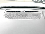 【harman kardon】ハーマンカードンのHi-Fiスペシャリストと共に、モデル別に開発・設計された専用チューニングが臨場感溢れる音響空間を実現しています。