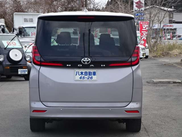 トヨタ ノア 2.0 X の中古車詳細 (33,000km, シルバー, 岩手県, 317.9