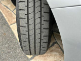 タイヤの残り溝も多く、安心ですね!!