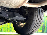 お車を安心してお乗りいただく為には、足回りの定期点検が欠かせません。サービスサポート(有償保証)では無料点検もご提供しており、安心のカーライフをお過ごしいただけるサポート体制が整っています。