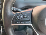 ハンドルにもスイッチが付いておりオーディオの操作やメーター内のディスプレイ操作が可能です!!