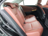 <車内>お友達と一緒に行くお買い物でも、荷室があるので、帰りもゆったり帰れそうですね。お子様と一緒のお出掛けでも役立ちそうです。