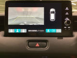 バックでの車庫入れも安心です! リアカメラが付いているバックモニター付のナビを装備しております。バンパーについているソナーや、操作線もついており距離感も画面から確認できます。