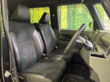 運転席シート廻りは使用感も少なく、良好な状態となっています。丁寧に使われていたことがよくわかりますね。