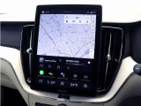 Googleのアプリとサービスがビルトインされ、スマホと同じように車両を直感的に操作できます。Googleマップが統合されており、リアルタイムの交通情報、音声操作によって、より早く目的地に到着できます。