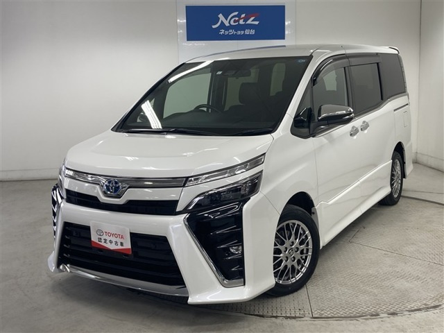 ヴォクシー 1.8 ハイブリッド ZS 煌III 