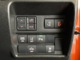 【両側パワースライドドア】両側が電動スライドドアになっております。狭い駐車場でのお子様の乗り降りの時などに安心です!