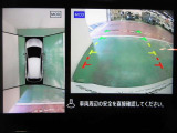 アラウンドビューモニターで車庫入れも空から見ている様に駐車できラクラクです。