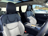 XC60 ウルトラ T6 AWD プラグイン ハイブリッド 4WD 