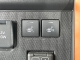 【シートヒーター】寒い日に重宝するシートヒーター!エアコンより早く温まってくれるので寒がりの人も安心ですね♪エアコンの温風は乾燥するから苦手、という方にもをおすすめです。