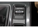 SPORTモード、NORMALモード、ECONモードの異なる加速感を楽しめます