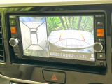 【アラウンドビューモニター】専用のカメラにより、上から見下ろしたような視点で360度クルマの周囲を確認することができます☆死角部分も確認しやすく、狭い場所での切り返しや駐車もスムーズに行えます。