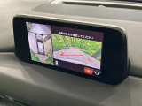 【360&deg;ビューモニター】専用のカメラにより、上から見下ろしたような視点で360度クルマの周囲を確認することができます☆死角部分も確認しやすく、狭い場所での切り返しや駐車もスムーズに行えます。