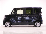 ターボのお車です!パワーのあるエンジンはスムーズで軽やかな走行を実現し、より快適なドライブをお楽しみいただけます。