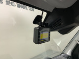 万が一の事故のときもドライブレコーダーがあると安心です。ご利用になる場合は個人情報保護の観点より新品の対応SDカードをお求め下さい。