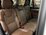 ◆LIBERALAは、輸入車選びの新たなスタイルを提案するインポート・セレクト・ブランドです。オーナー様となる方がクルマから直接感じる感性を第一にした、最良の一台との出会いをコーディネートいたします。