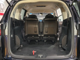 3列目シートを格納すればラゲッジスペースを更に広く使えます。