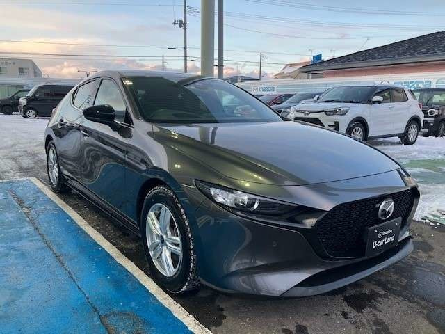 MAZDA3ファストバック 1.5 15S ブラックトーンエディション 4WD 