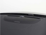 【harman/kardon】世界のオーディオファン垂涎のプレミアムサウンドシステムを搭載。原音に近い音場空間を忠実に再現。乗る人すべてに最良の音響体験を提供します。