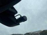 事故などのときに、証拠となるドライブレコーダー付いてます