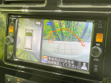【アラウンドビューモニター】専用のカメラにより、上から見下ろしたような視点で360度クルマの周囲を確認することができます☆死角部分も確認しやすく、狭い場所での切り返しや駐車もスムーズに行えます。