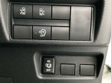 運転席スイッチ部 人気装備の両側オートスライドドア付き