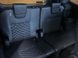 3列目シートはもちろん状態良好☆大人でもゆったりと座って頂けますので、大人数でのお出かけもラクラクです♪ご家族で、気の知れた仲間で、ドライブに行くのが楽しみですね♪