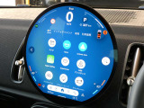 Apple CarPlayやAndroid Autoなど様々なアプリケーションがインストールされています!