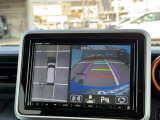 駐車時に便利な全方位モニターが付いていますので車庫入れも安心&安全です!