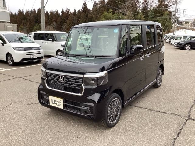 N-BOXカスタム ターボ 4WD 