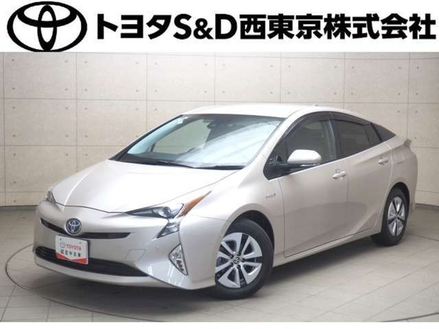トヨタ プリウス 