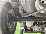 お車を安心してお乗りいただく為には、足回りの定期点検が欠かせません。サービスサポート(有償保証)では無料点検もご提供しており、安心のカーライフをお過ごしいただけるサポート体制が整っています。