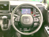 【ステアリングスイッチ】運転中、前方から目線をそらすことなく、オーディオ等の操作が可能な便利機能!安心&快適なドライブを演出してくれます♪