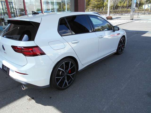 フォルクスワーゲン ゴルフ GTI の中古車詳細 (16,000km, パール, 山口