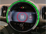 純正HDDナビです。とても使いやすく、Bluetooth&USBオーディオインターフェイスで、電話も音楽も楽しめます。
