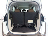 広々としたラゲージスペースを備えています。大きなものや長さのある荷物もしっかりと積み込めます。