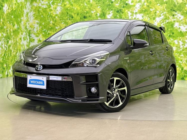 ヴィッツ 1.5 ハイブリッド GR スポーツ