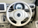ステアリングも使用感が少なく、きれいな状態となっております♪