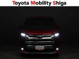 フロントフォグランプ装着車です。車両周辺も明るく見やすく照らしますので夜間走行も快適です。