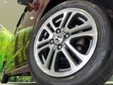 【純正14インチアルミホイール】外観にマッチした純正アルミホイールを装着しております。各種社外アルミホイールや、スタッドレスタイヤも取扱いしております。是非ご相談ください♪